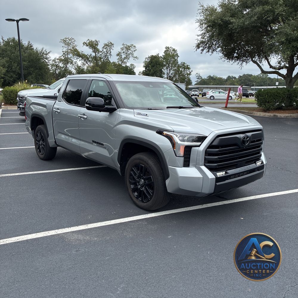 2025 Toyota Tundra Limited HV
