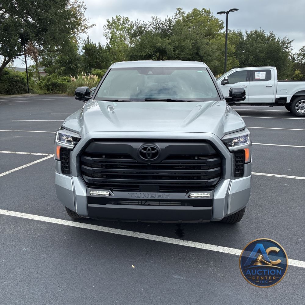 2025 Toyota Tundra Limited HV