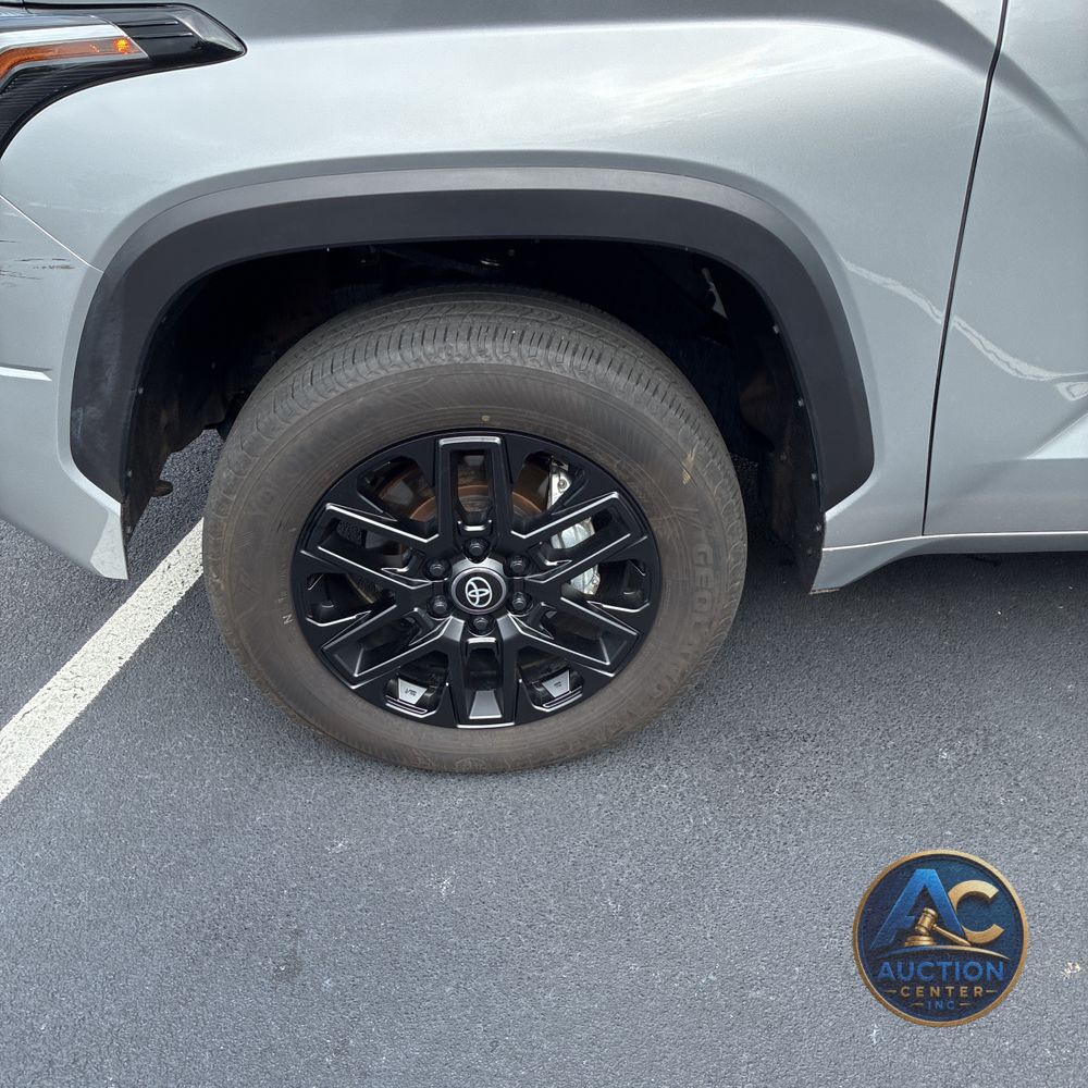 2025 Toyota Tundra Limited HV