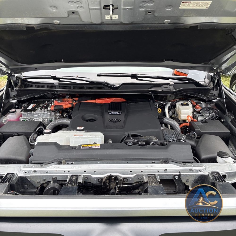 2025 Toyota Tundra Limited HV