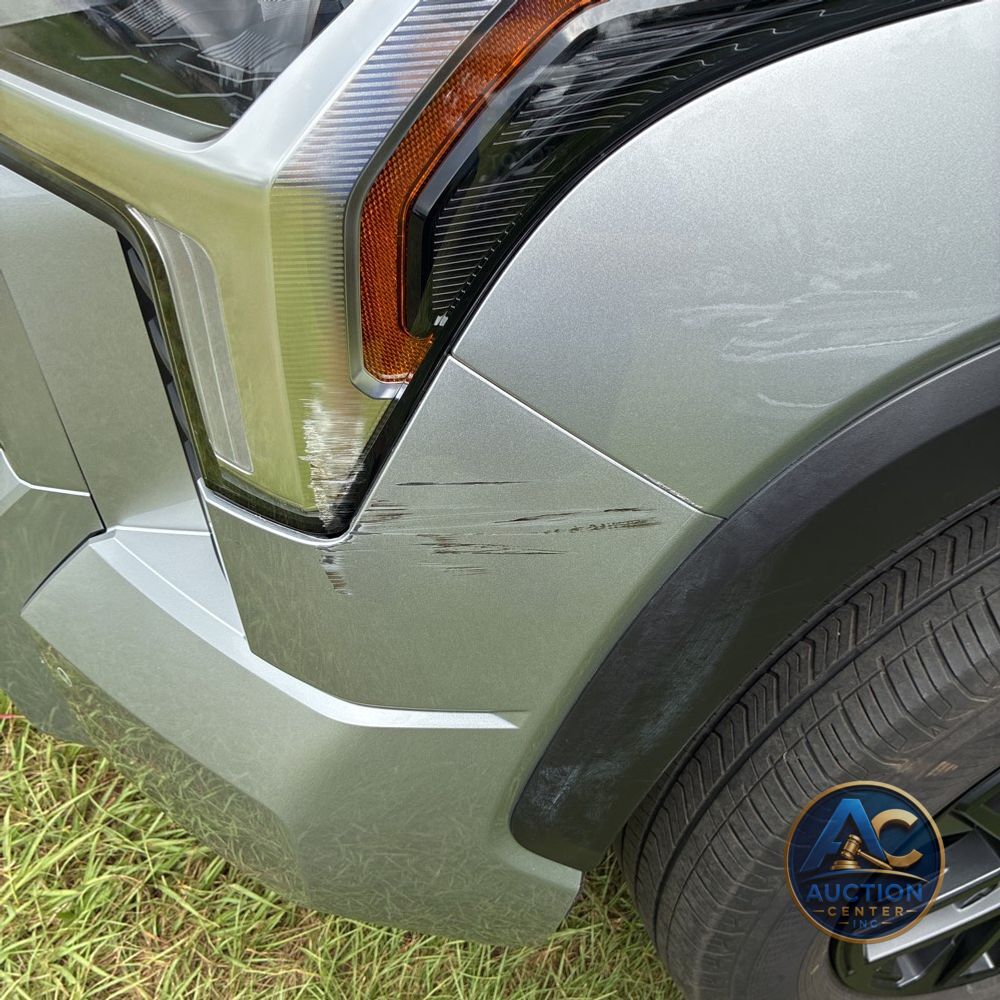 2025 Toyota Tundra Limited HV