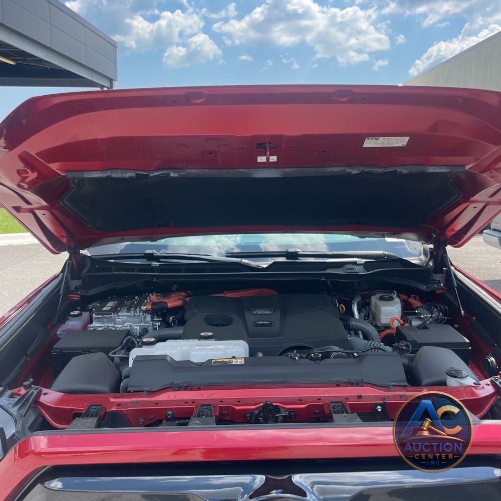 2025 Toyota Tundra Limited HV