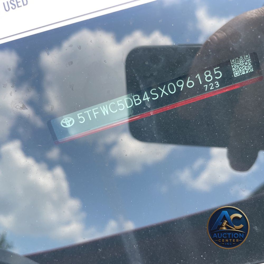 2025 Toyota Tundra Limited HV