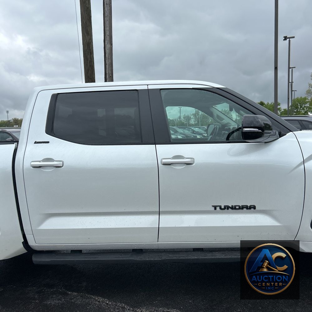2024 Toyota Tundra Limited HV