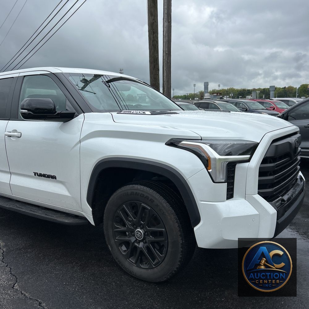 2024 Toyota Tundra Limited HV
