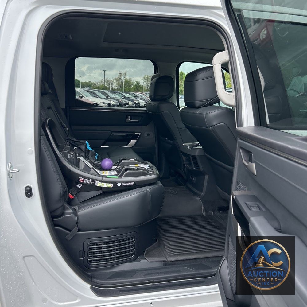 2024 Toyota Tundra Limited HV
