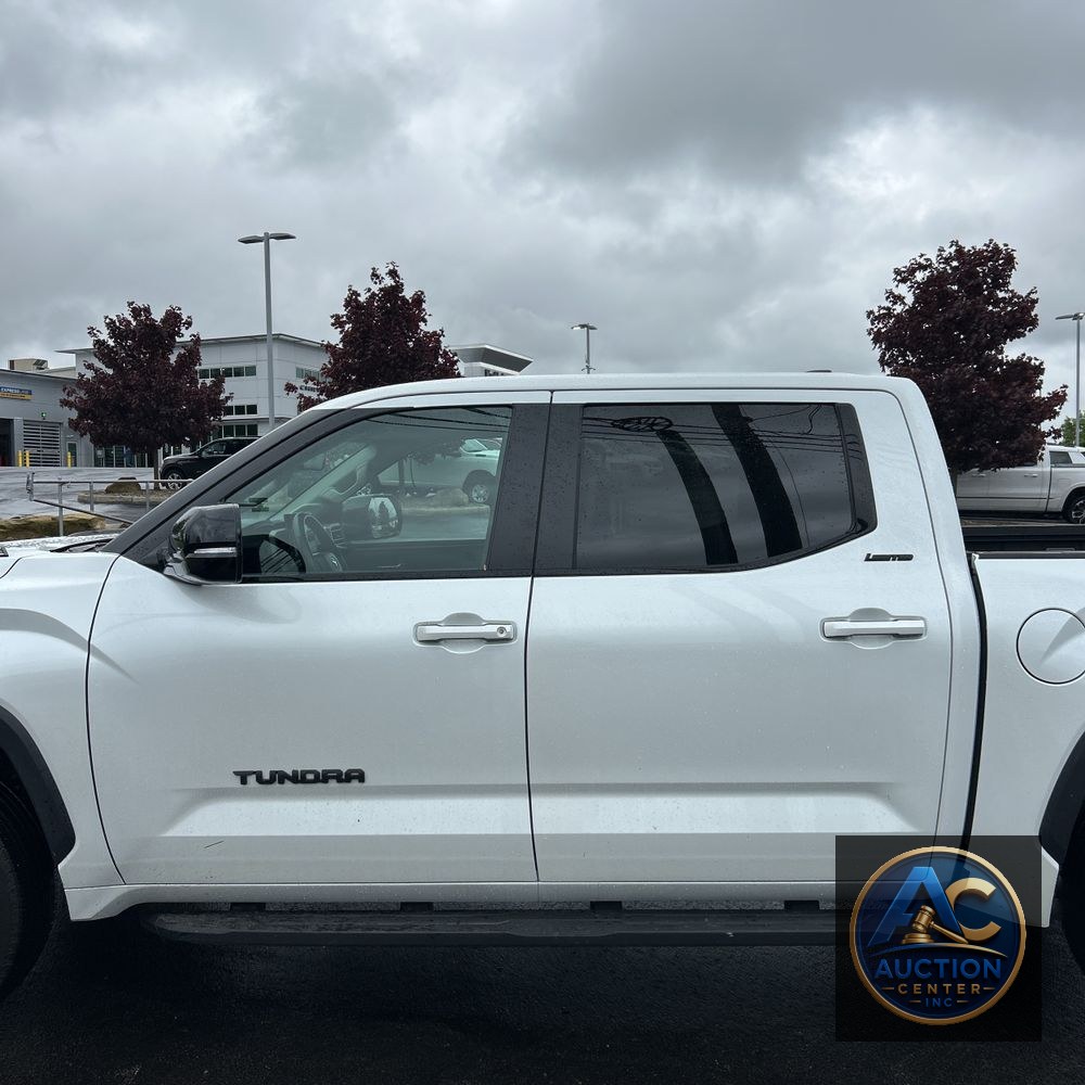 2024 Toyota Tundra Limited HV