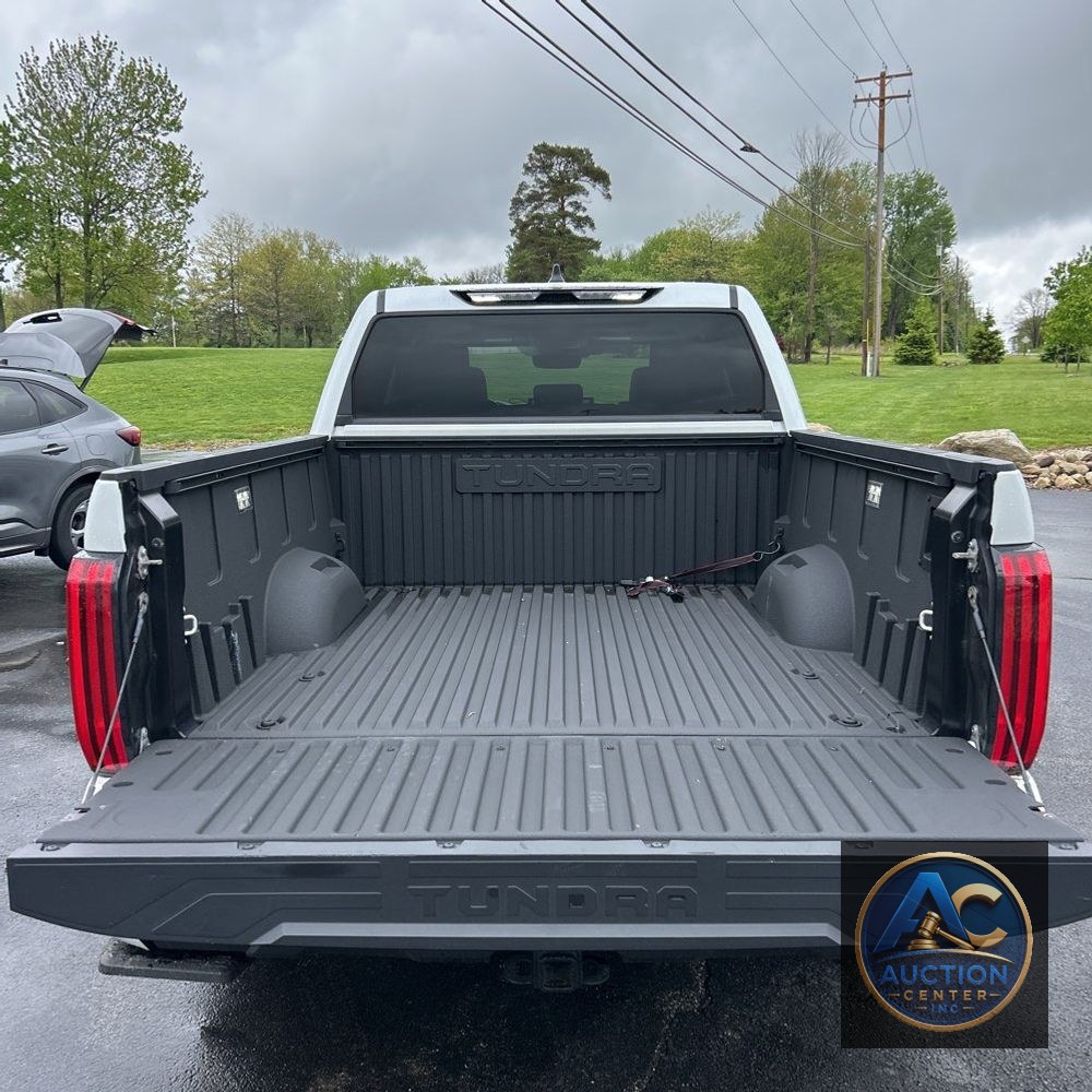 2024 Toyota Tundra Limited HV