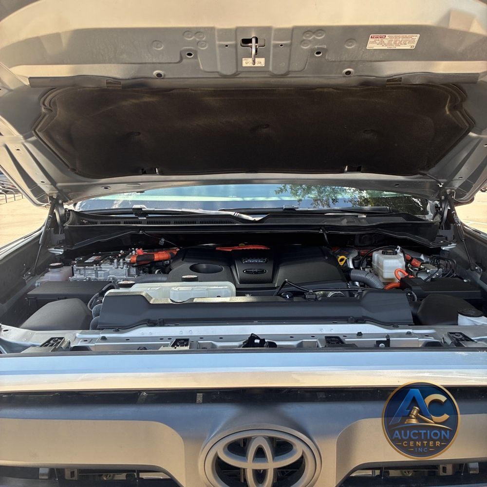 2024 Toyota Tundra Limited HV