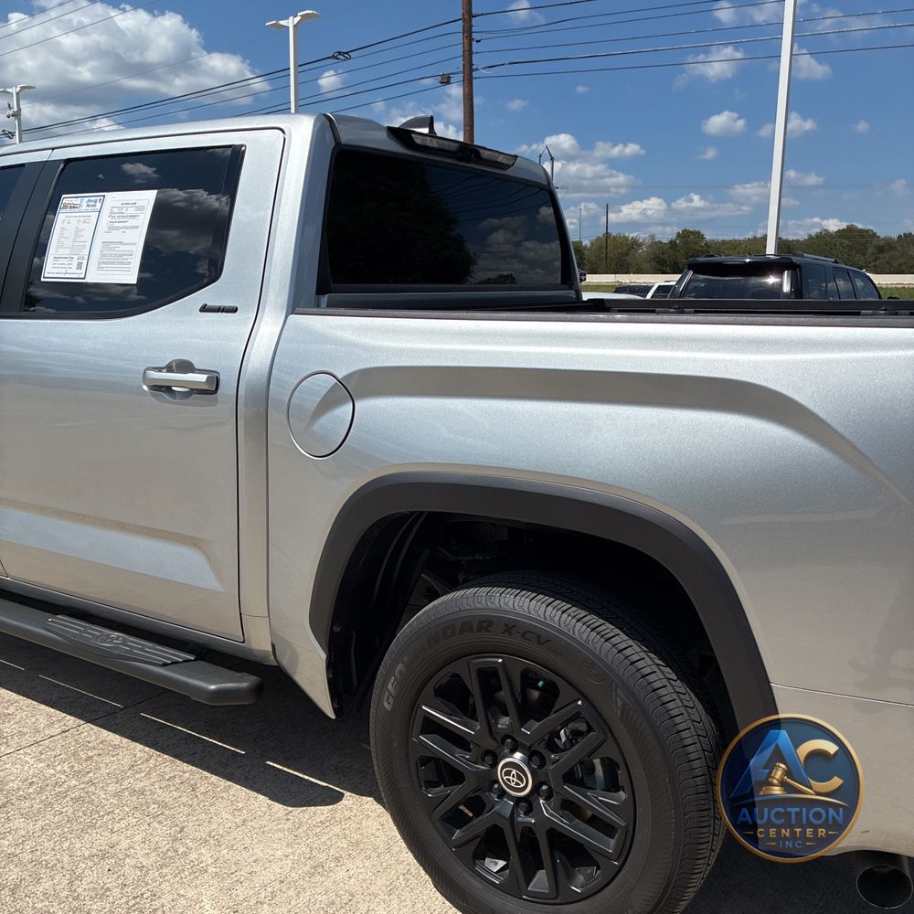 2024 Toyota Tundra Limited HV