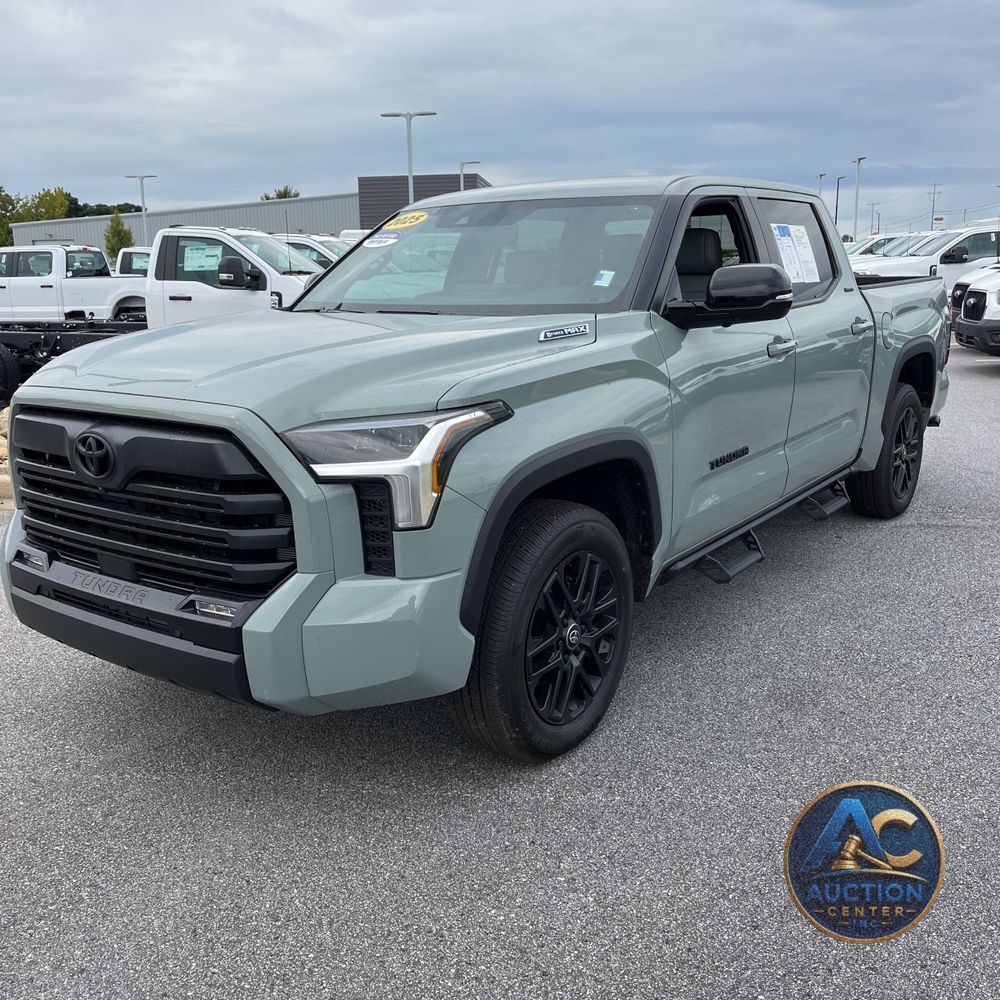 2025 Toyota Tundra Limited HV