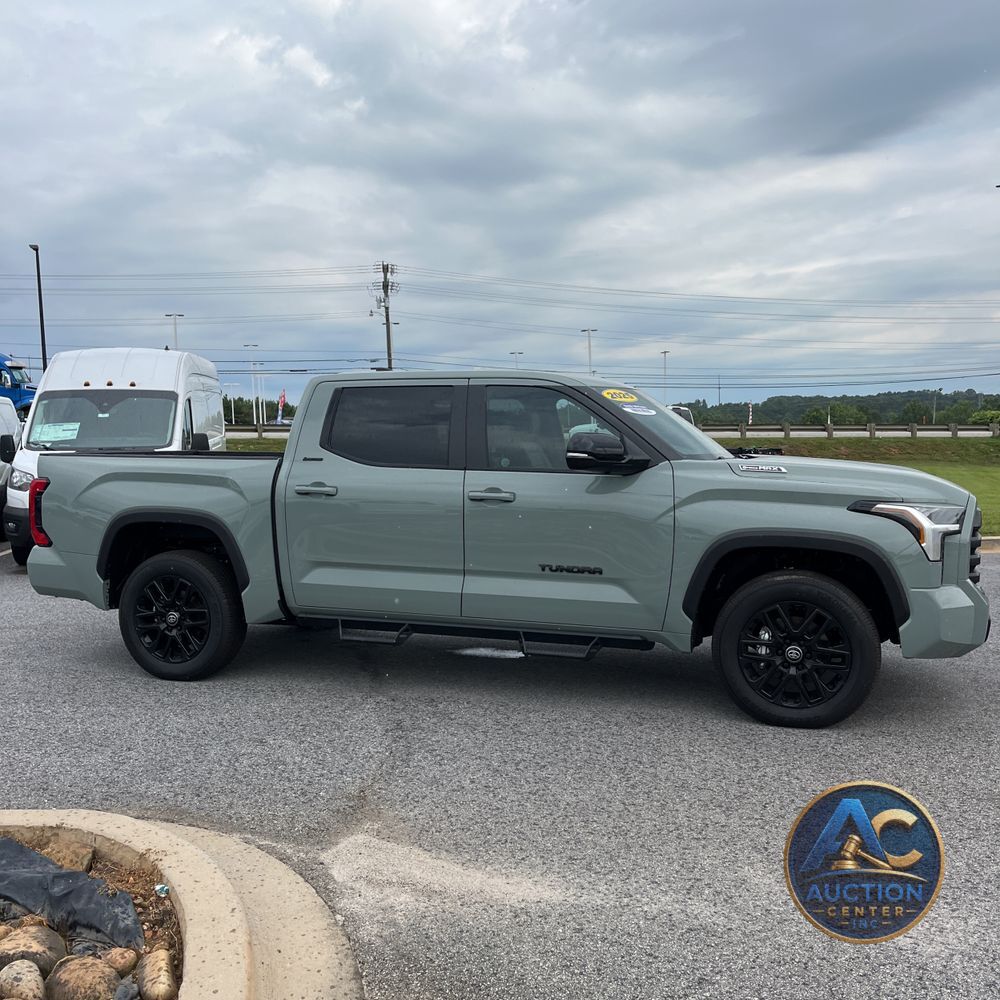 2025 Toyota Tundra Limited HV