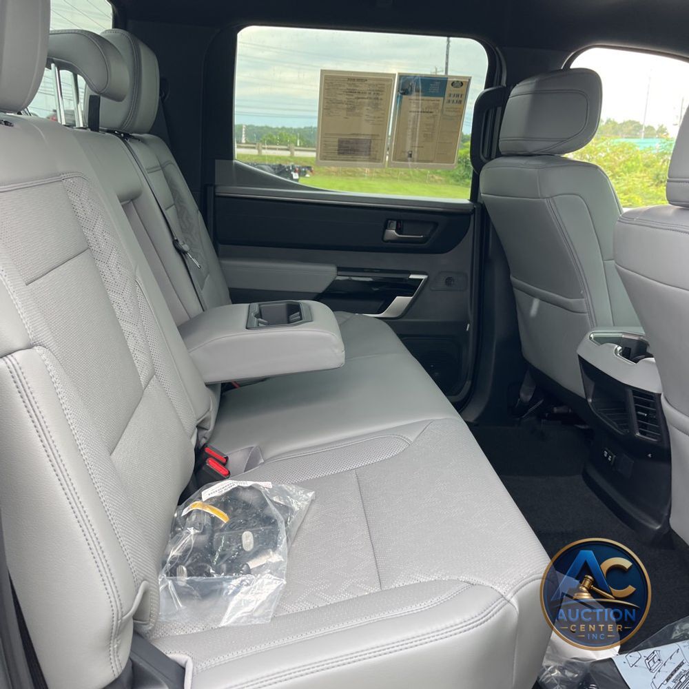 2025 Toyota Tundra Limited HV