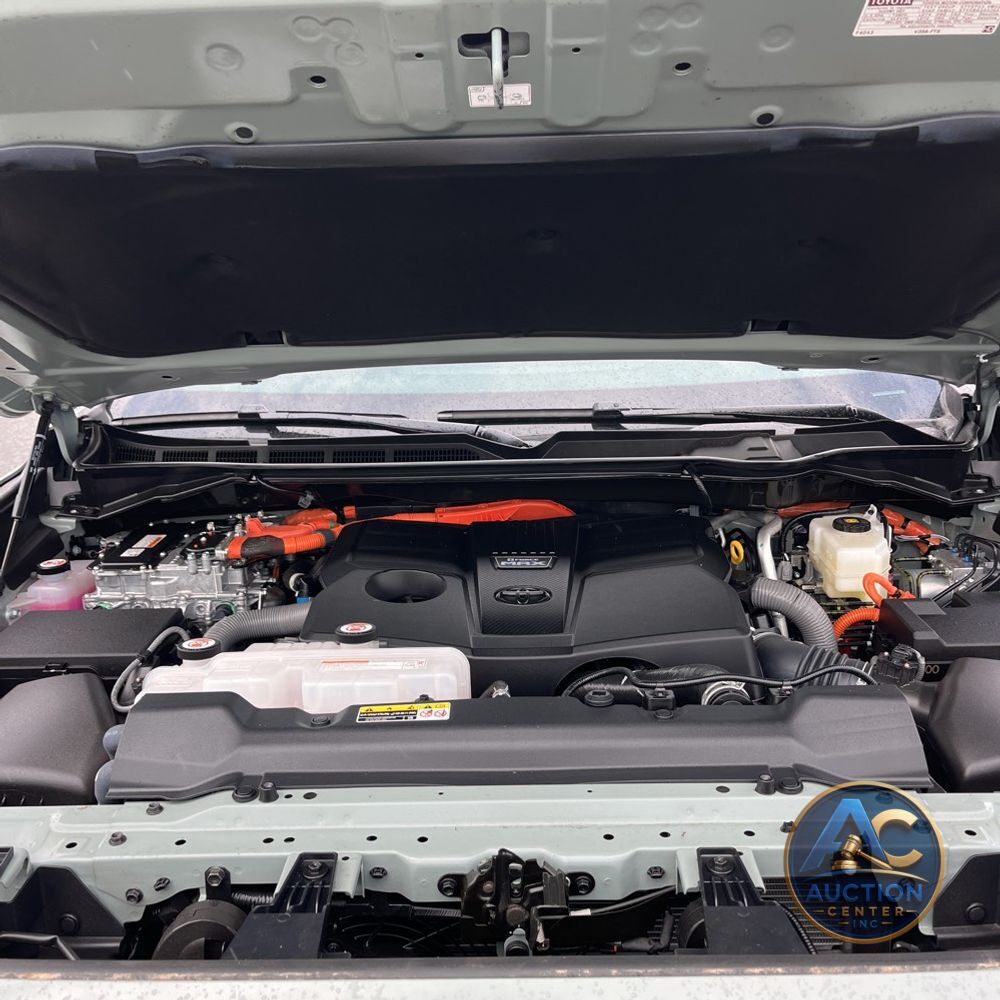 2025 Toyota Tundra Limited HV