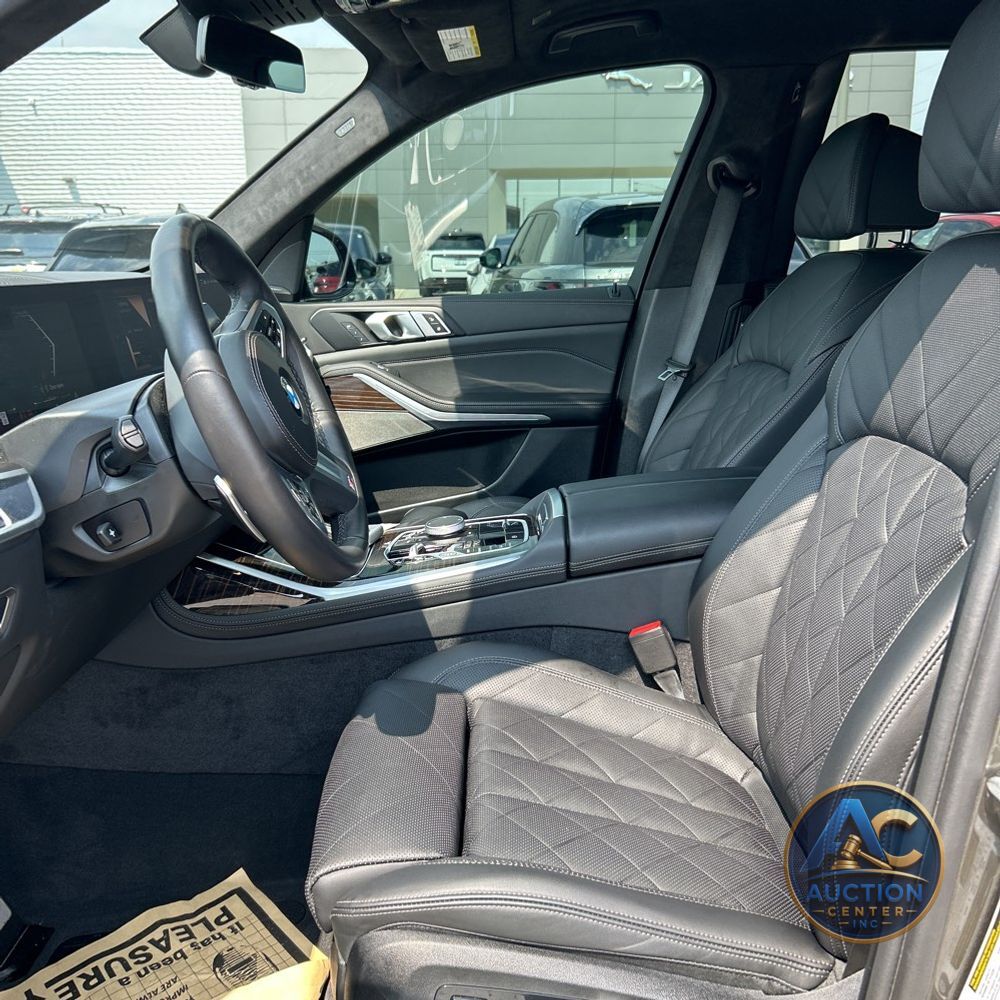 2025 BMW X7 XDrive40i 4D SUV