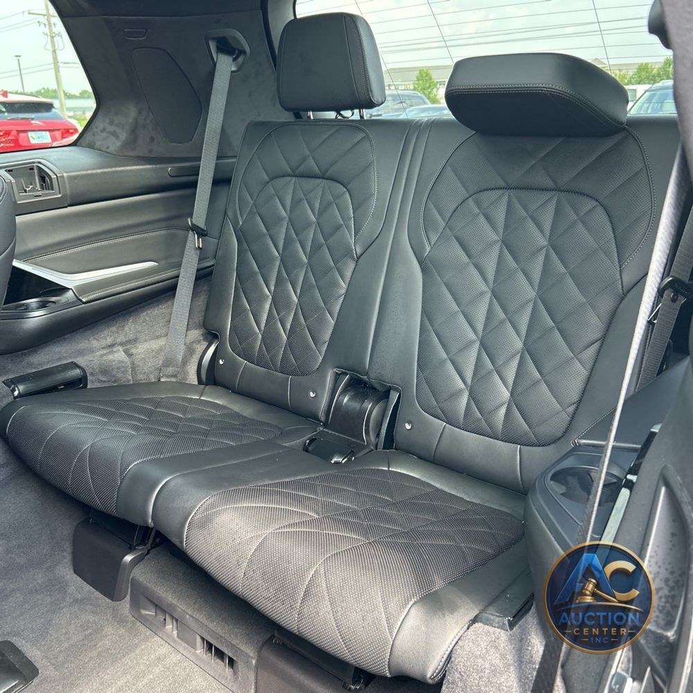 2025 BMW X7 XDrive40i 4D SUV