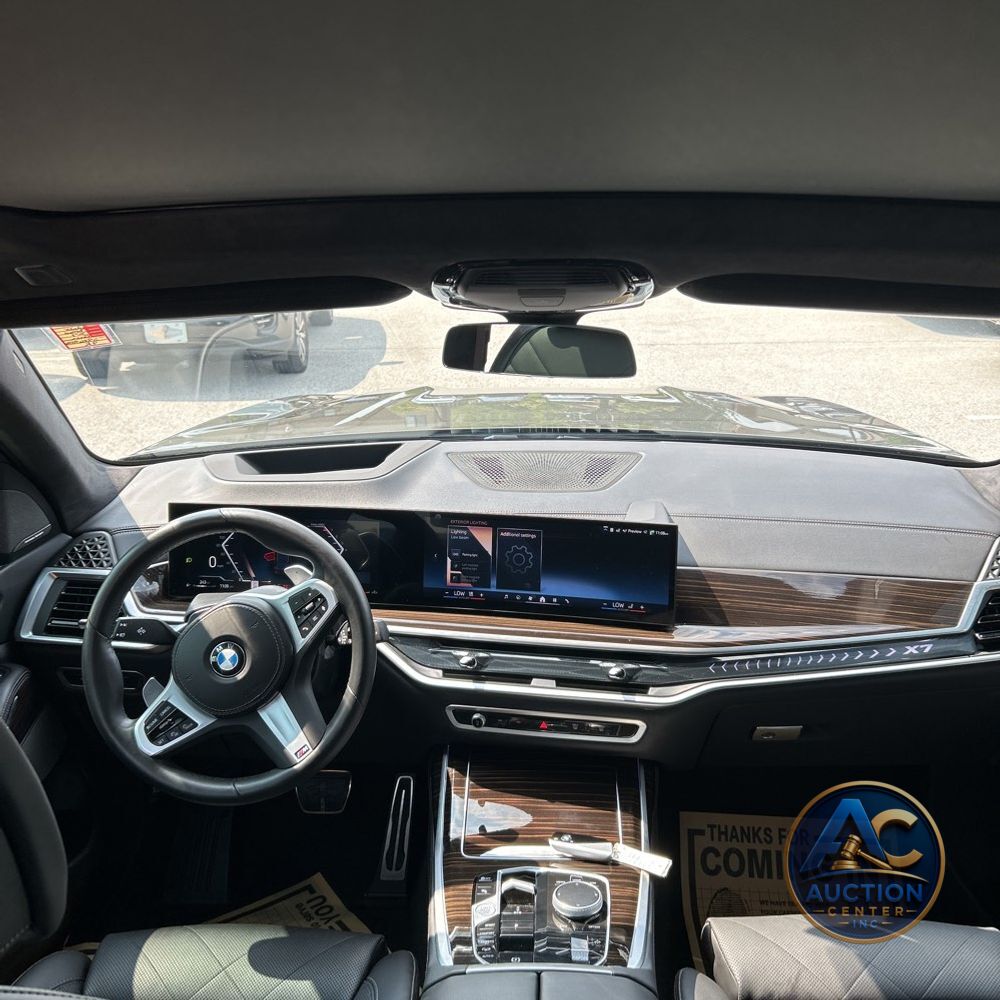 2025 BMW X7 XDrive40i 4D SUV