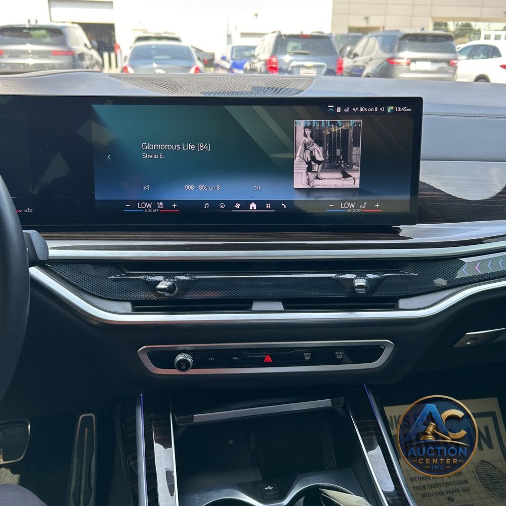 2025 BMW X7 XDrive40i 4D SUV