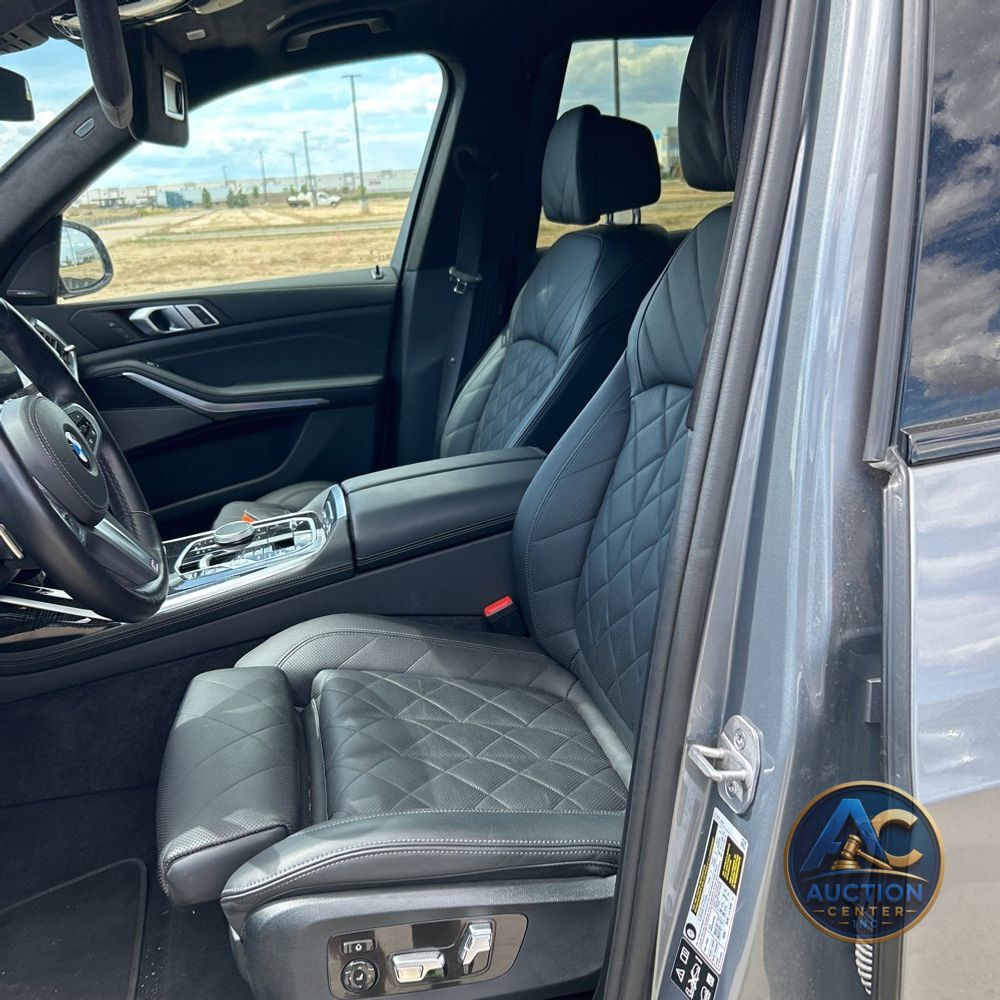 2025 BMW X7 XDrive40i