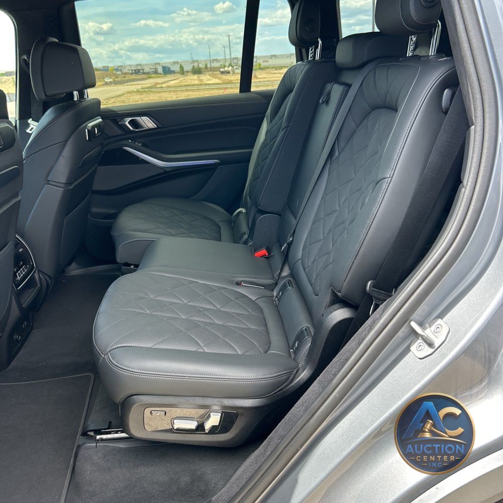 2025 BMW X7 XDrive40i