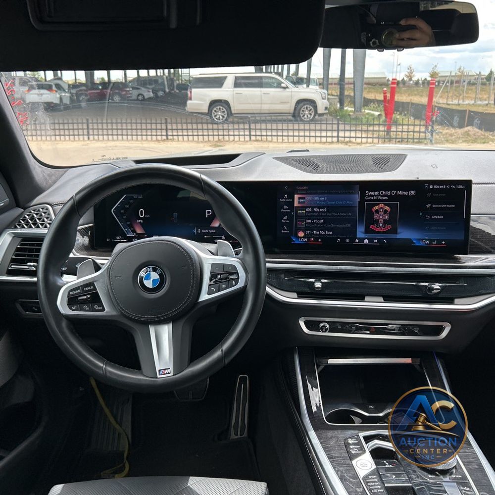 2025 BMW X7 XDrive40i