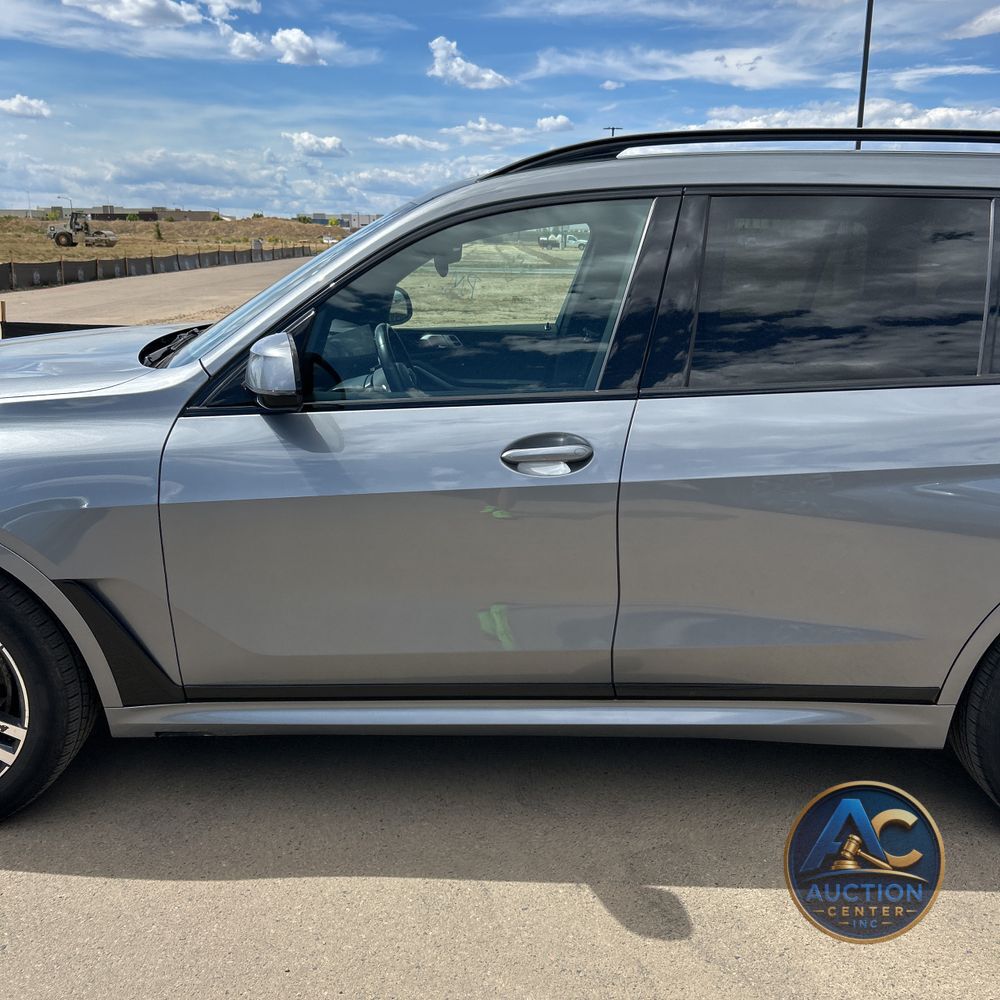 2025 BMW X7 XDrive40i