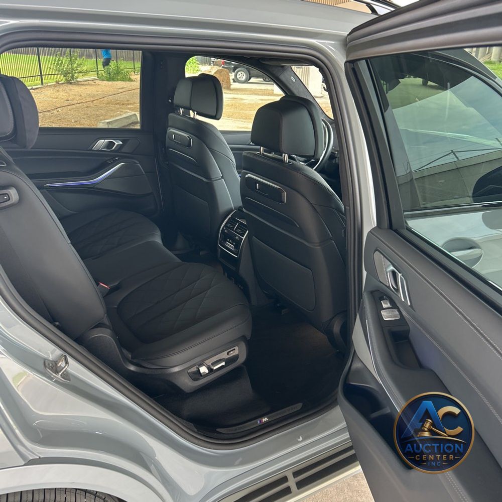 2025 BMW X7 XDrive40i