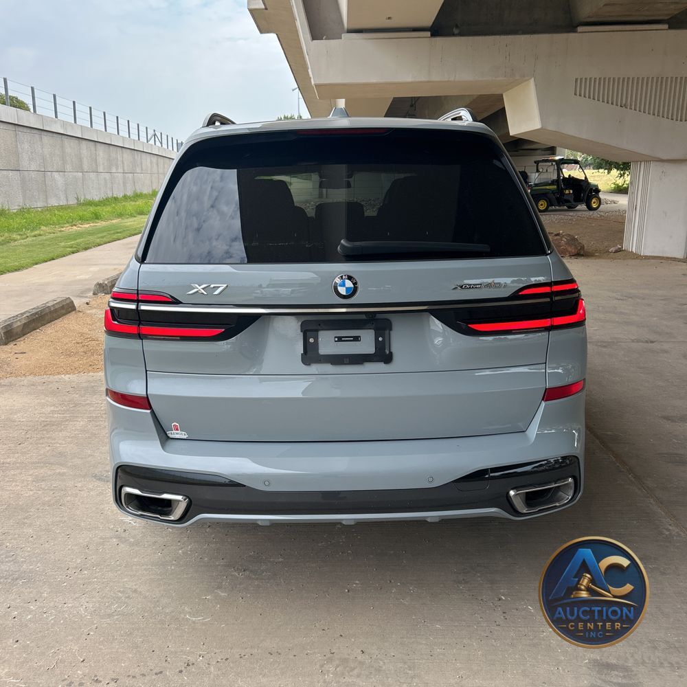 2025 BMW X7 XDrive40i