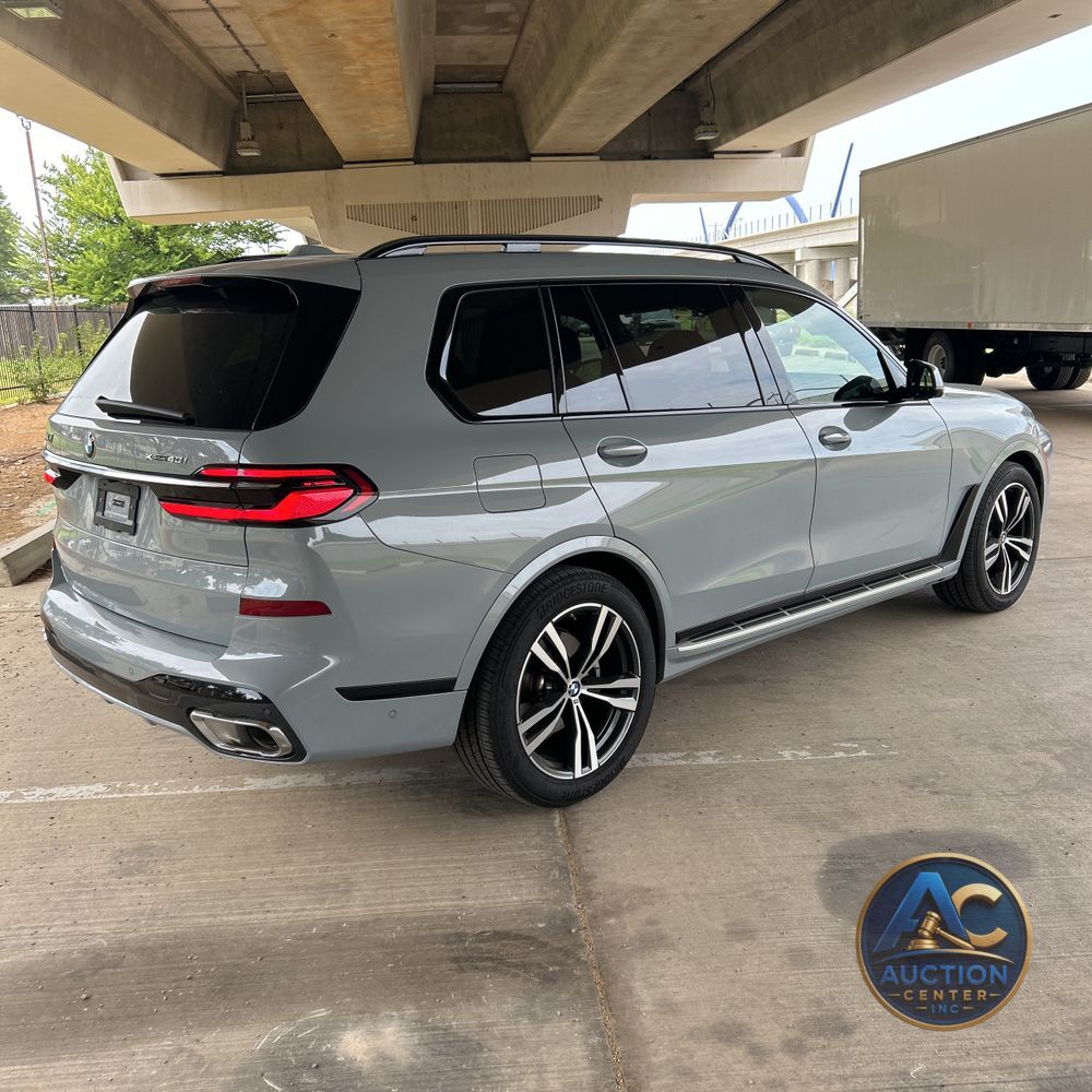 2025 BMW X7 XDrive40i