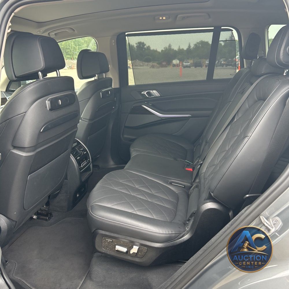 2023 BMW X7 xDrive40i