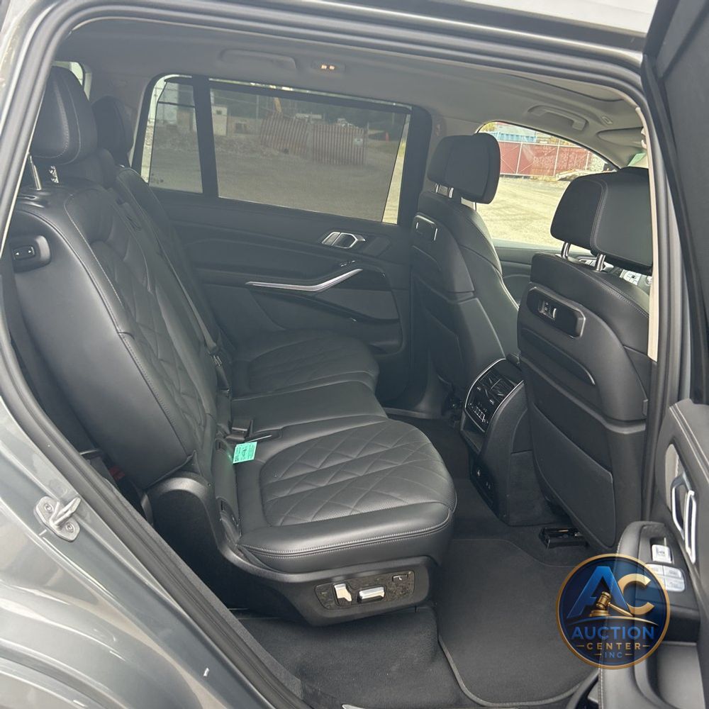 2023 BMW X7 xDrive40i