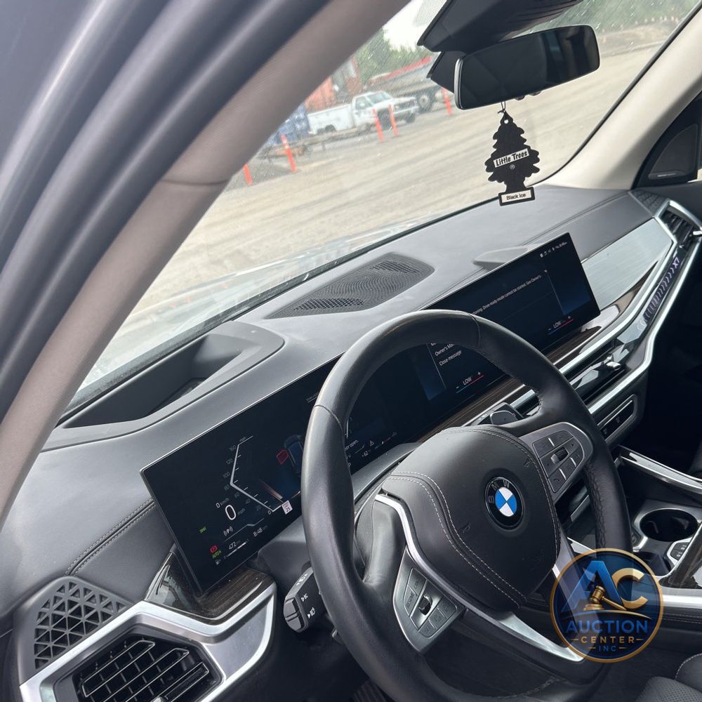2023 BMW X7 xDrive40i
