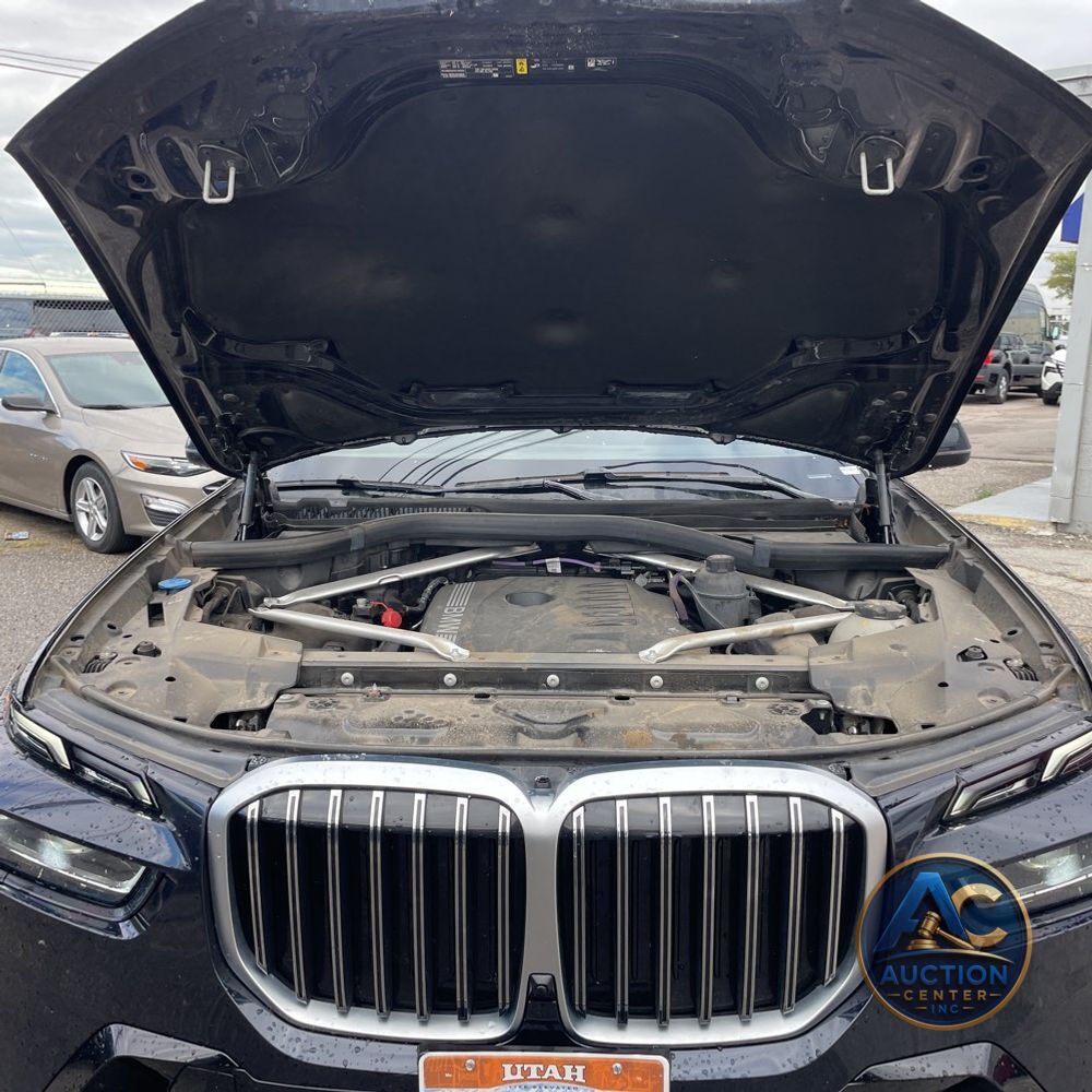 2025 BMW X7 XDrive40i