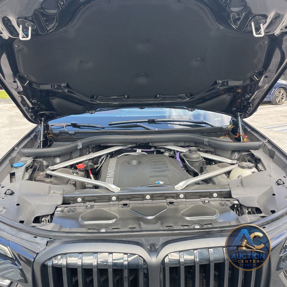 2024 BMW X7 XDrive40i