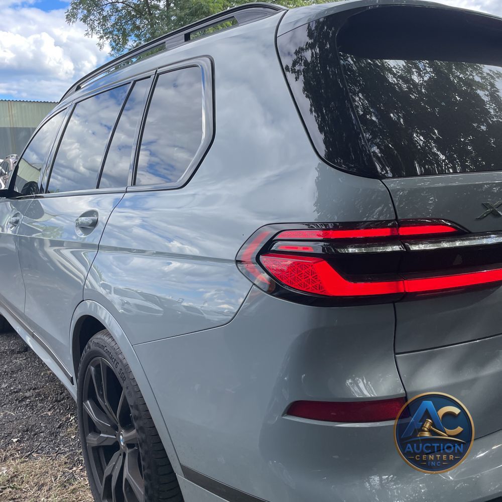 2025 BMW X7 XDrive40i