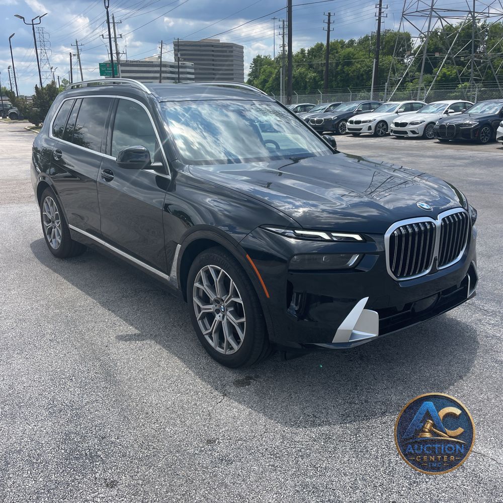 2025 BMW X7 XDrive40i