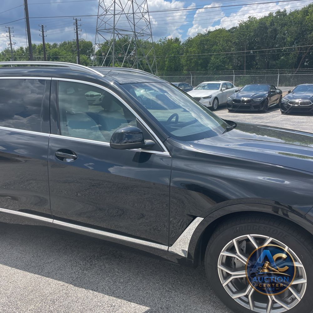 2025 BMW X7 XDrive40i