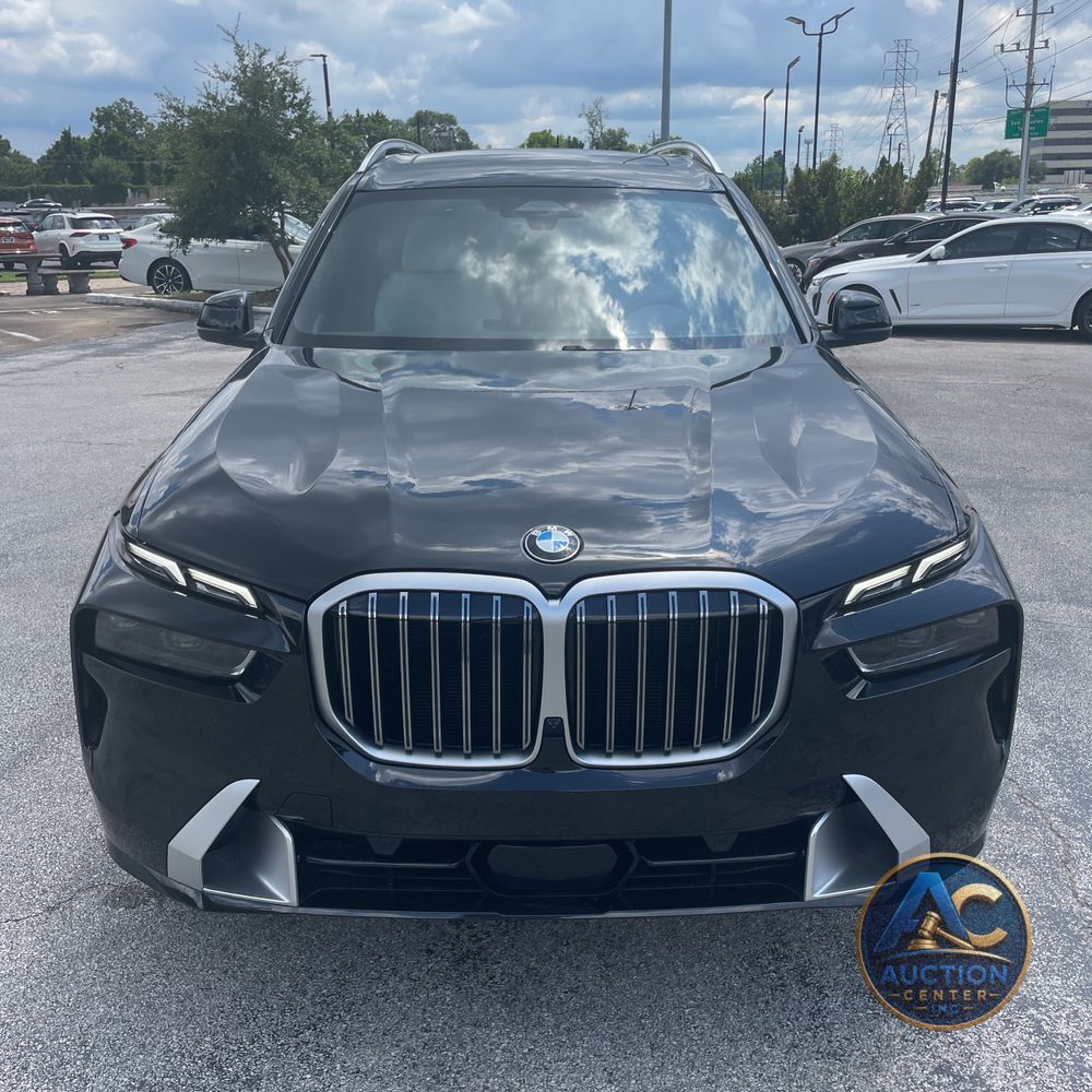 2025 BMW X7 XDrive40i