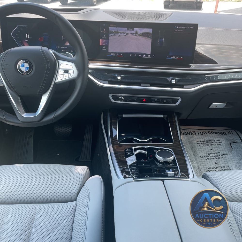2025 BMW X7 XDrive40i