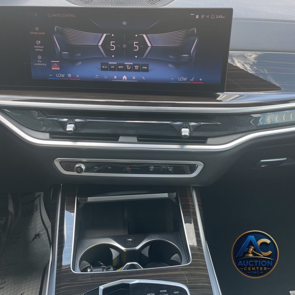 2025 BMW X7 XDrive40i