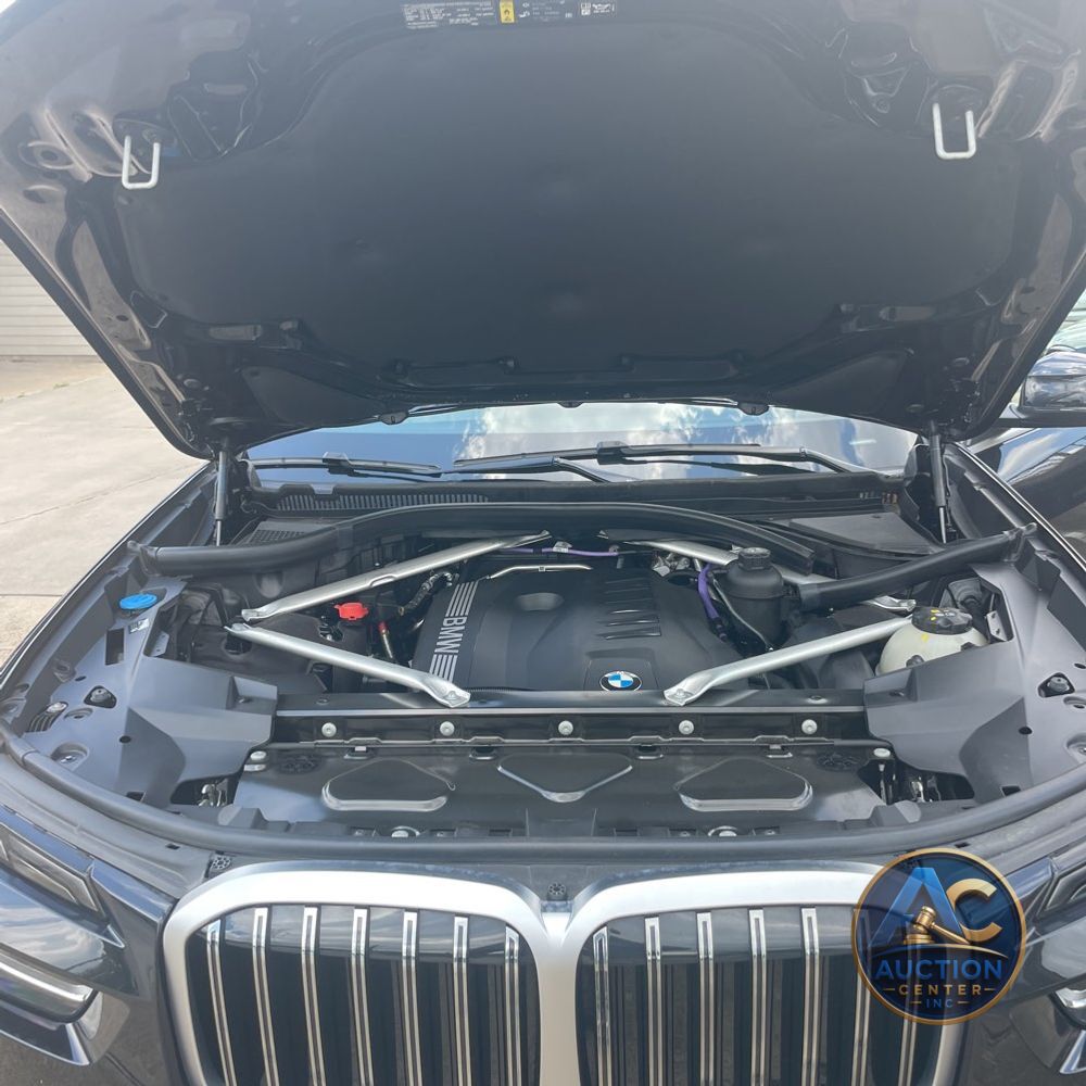 2025 BMW X7 XDrive40i
