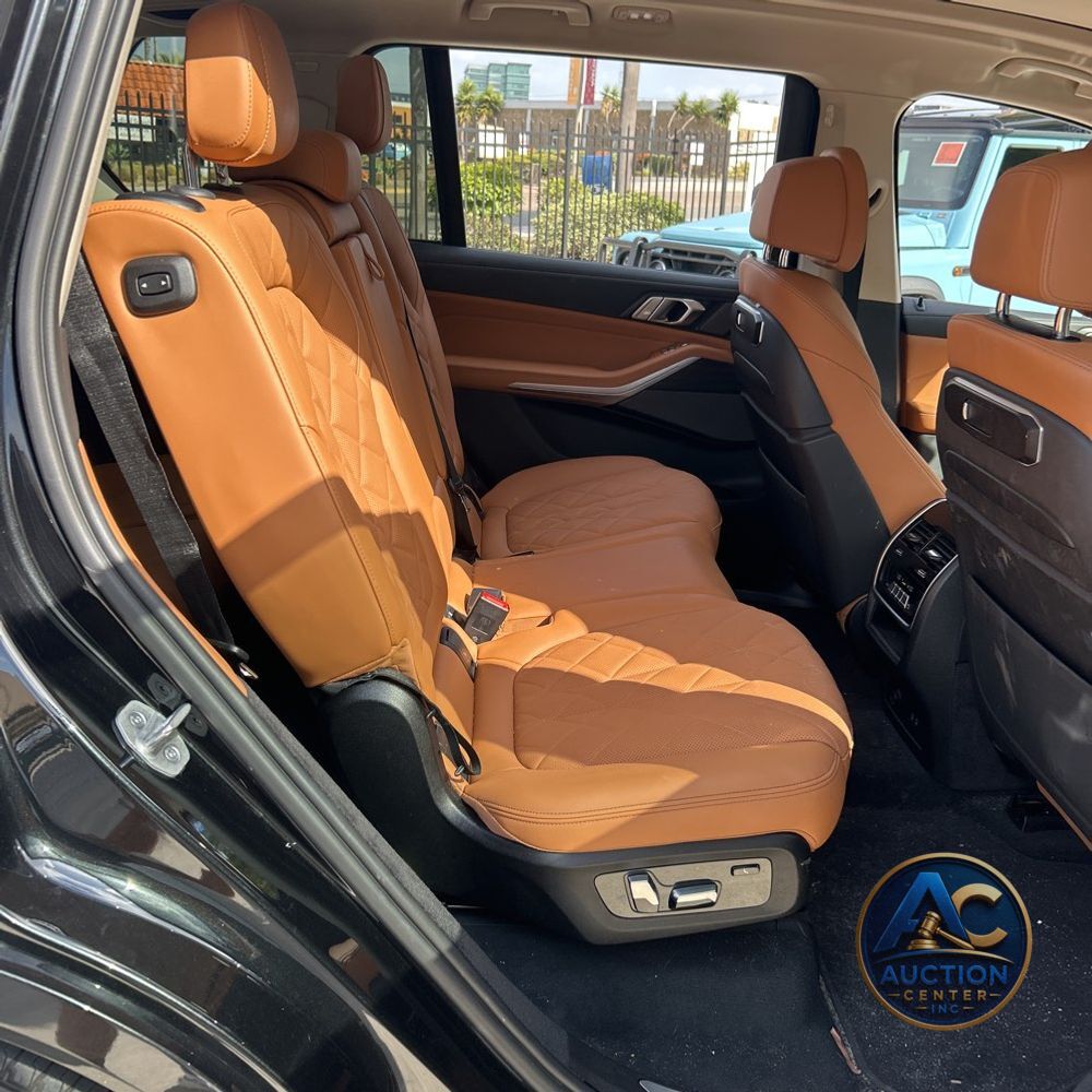 2024 BMW X7 xDrive40i