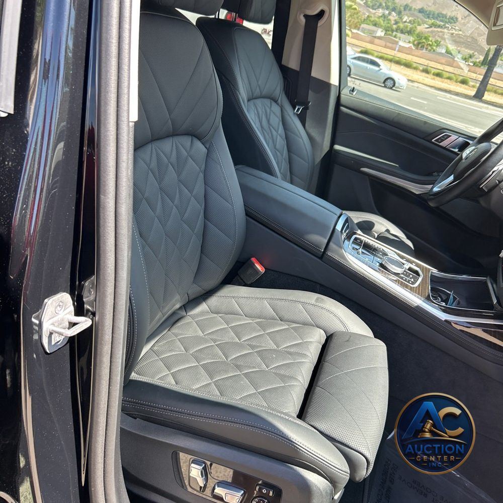 2025 BMW X7 XDrive40i