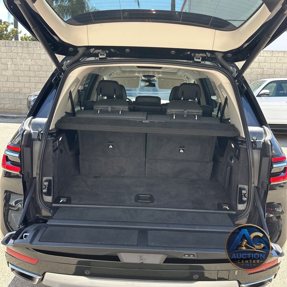 2025 BMW X7 XDrive40i