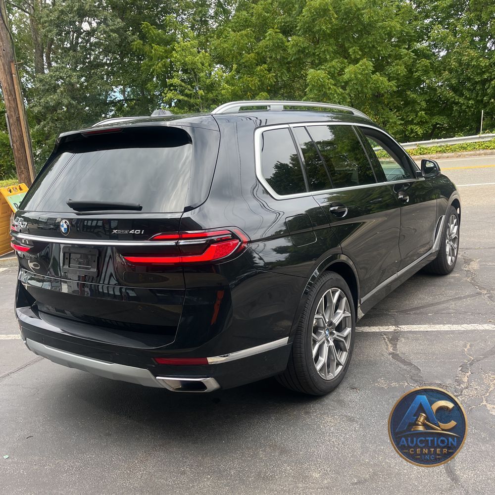 2025 BMW X7 XDrive40i