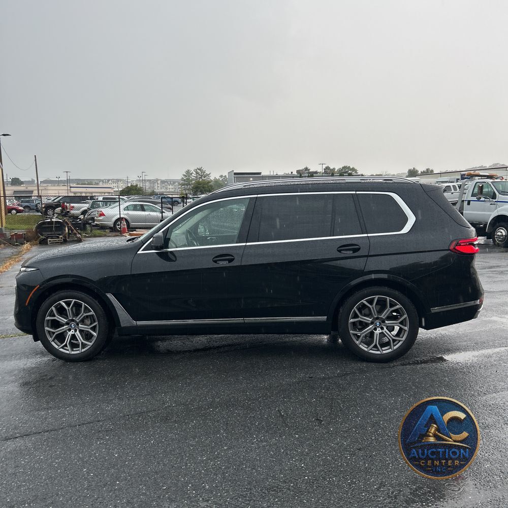 2025 BMW X7 XDrive40i