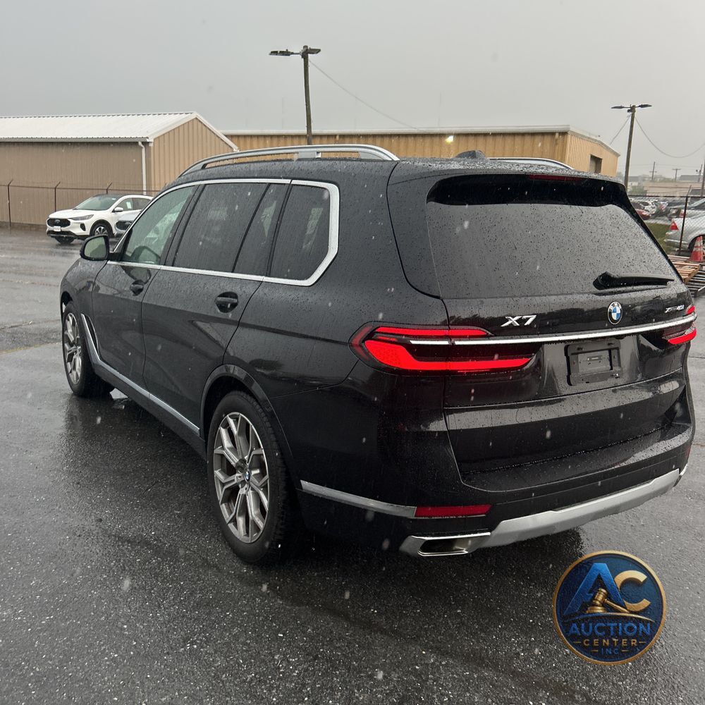 2025 BMW X7 XDrive40i
