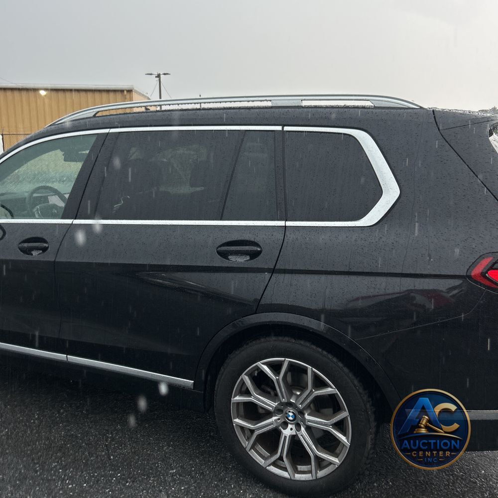 2025 BMW X7 XDrive40i