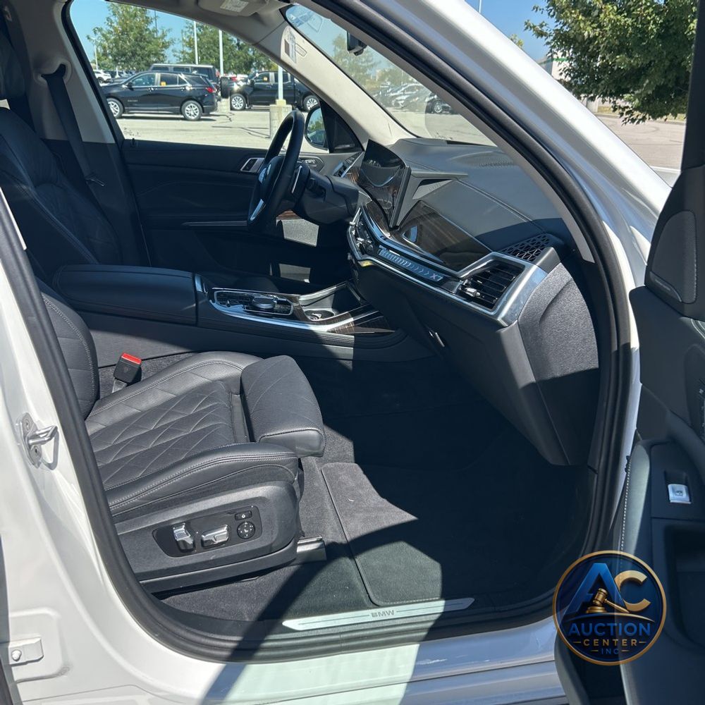 2024 BMW X7 XDrive40i
