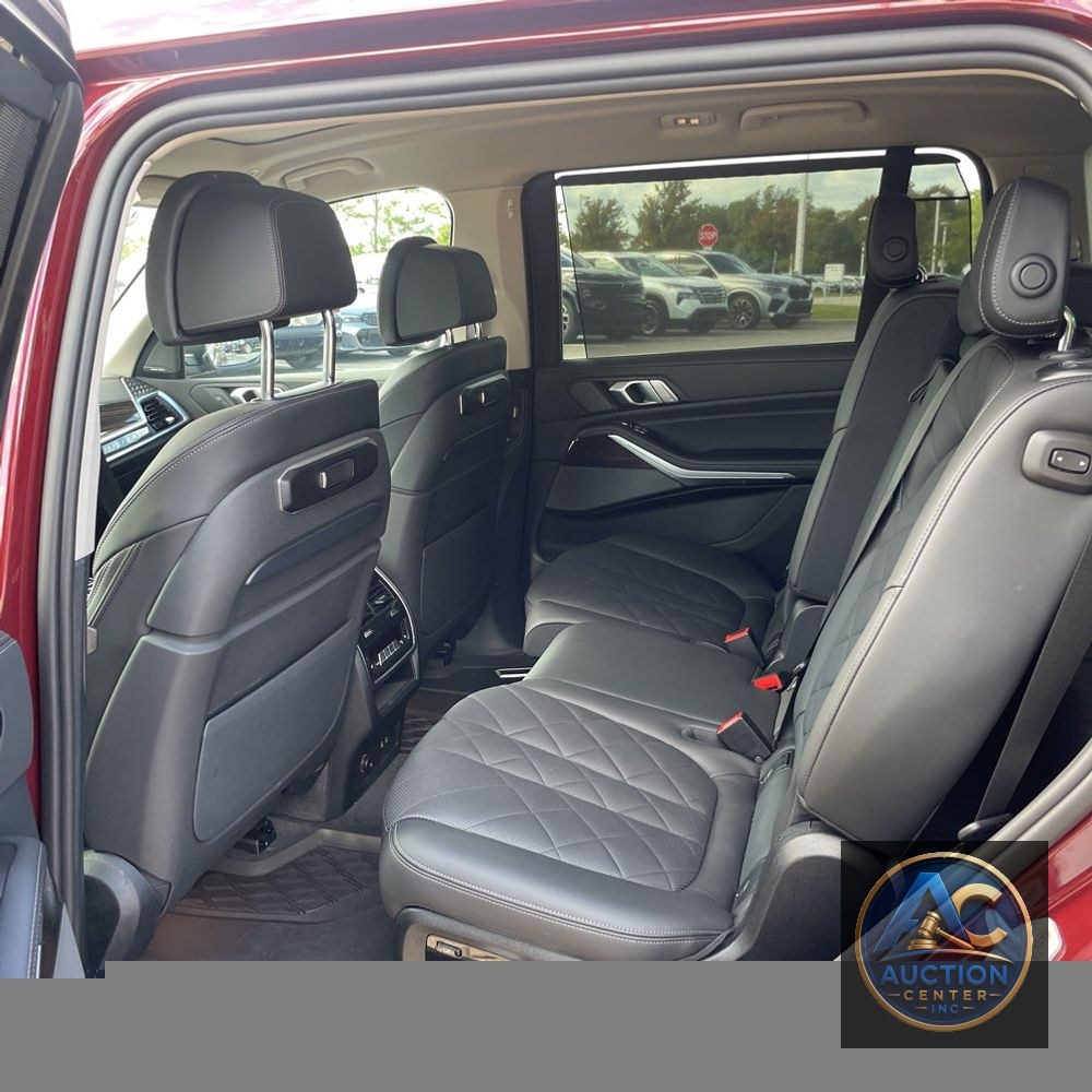 2025 BMW X7 XDrive40i